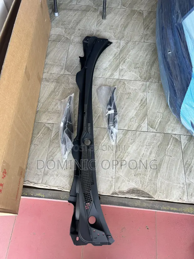 Honda Civic Wiper Panel and Ends Set (2016-2020) - 1