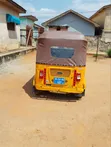 Bajaj RE Three-Wheeler 2026 Yellow - 3