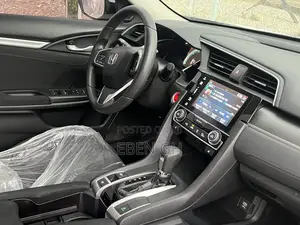 Honda Civic EX 2017 White Sedan