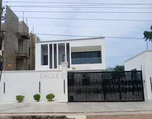 Furnished 4-Bedroom House with Pool in Tse Addo