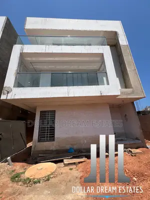 5 Bedroom House for Sale in Tseaddo