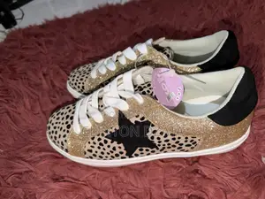 Women's Sneakers