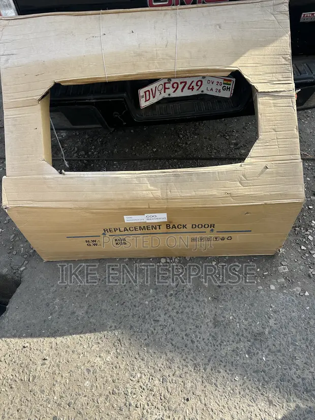 Toyota RAV4 Boot (2019-2024) - 1