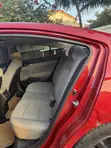 Hyundai Elantra 2018 Red - 3