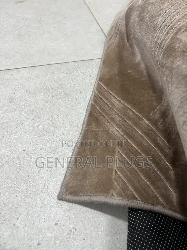 Luxury Fluffy Suede Carpet - 300x200cm - 1