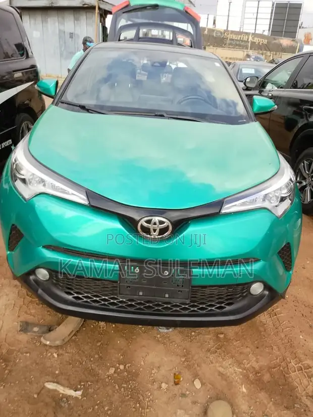 Toyota C-HR 2018 Green - 1