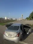 Nissan Versa 1.6 SL 2016 Silver - 4