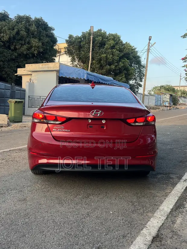 2018 Hyundai Elantra - Fully Loaded - 1