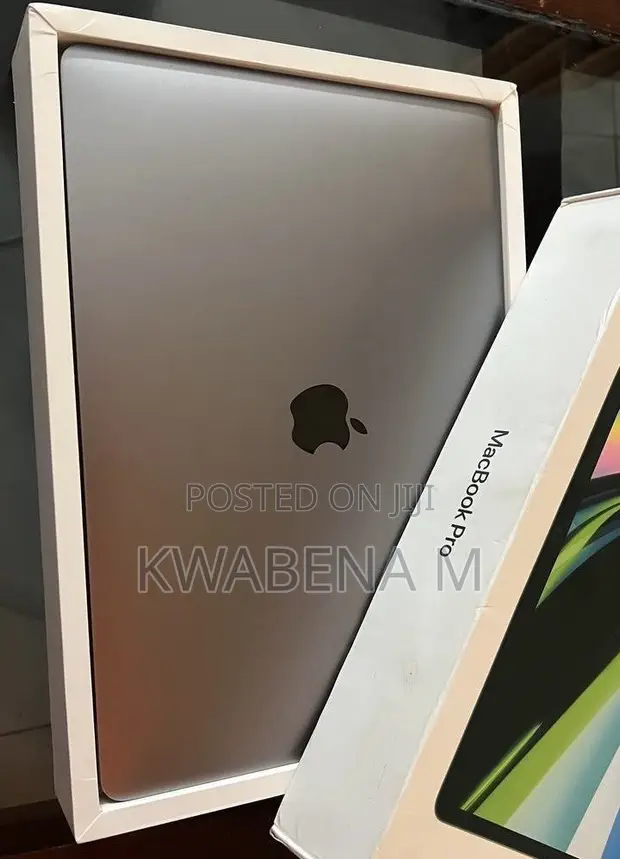 Apple MacBook Air 2020 M1 16GB RAM 512GB SSD - 1