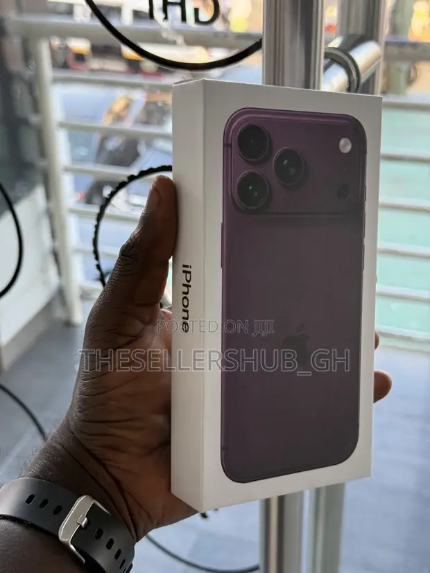 New Apple iPhone 18 Pro 256GB Burgundy - 1