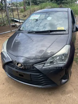 Toyota Vitz 1.0 FWD 5dr 2017 Gray
