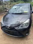 Toyota Vitz 1.0 FWD 5dr 2017 Gray - 1