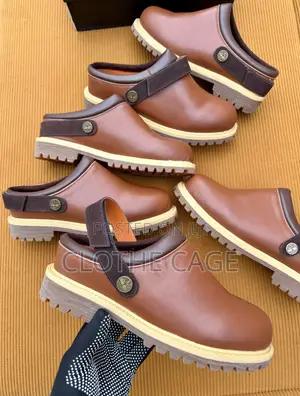 Timberland Premium Convertible Clogs - Brown Leather