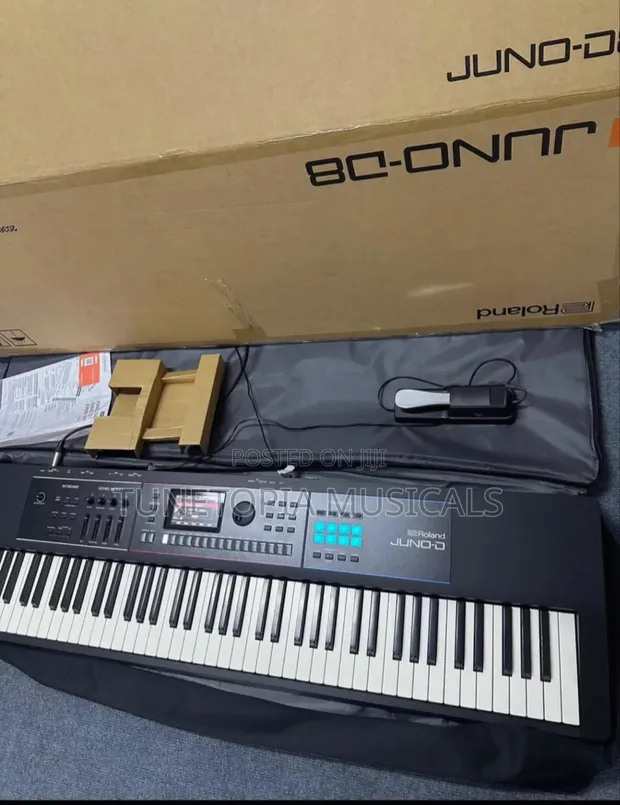 Roland JUNO-D8 88-Key Weighted Hammer-Action Synthesizer - 1