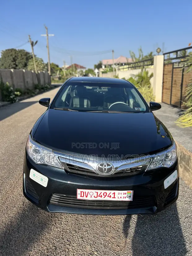 Toyota Camry 2014 Black - 1