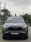 2022 Toyota Highlander XLE AWD Gray - 2