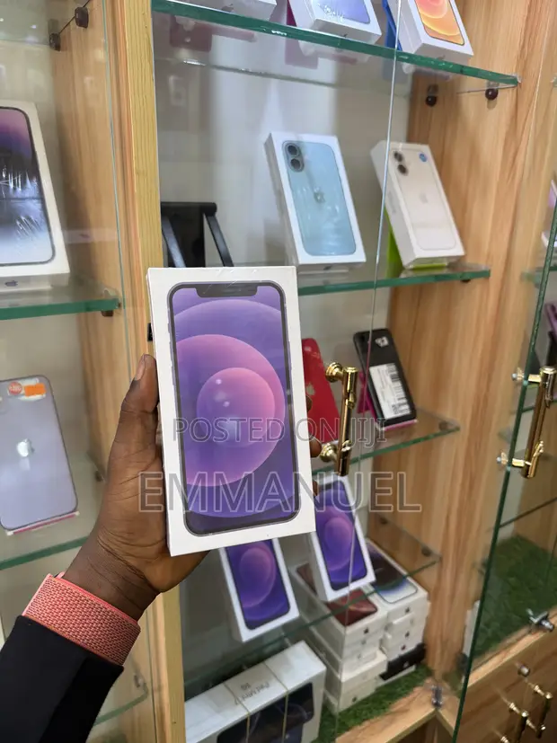 Apple iPhone 12 64GB Purple - 1