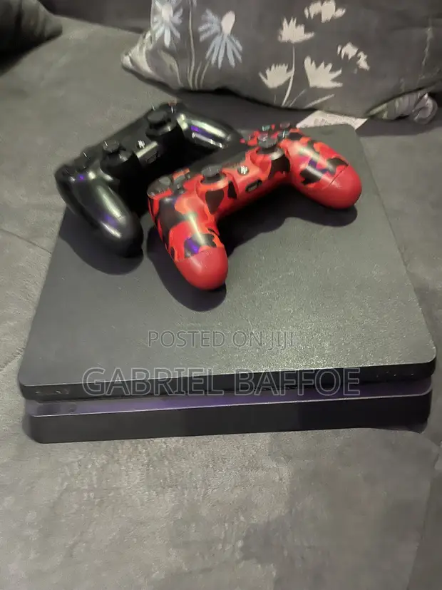 PS4 Slim 500GB with Controllers and 3 Games - 1