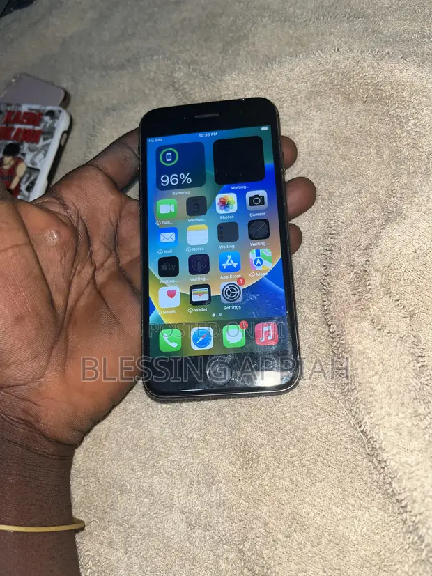 Apple iPhone 8 64GB Black - 1