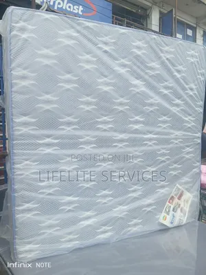 Queen Size Spring Mattress - 10" Thick