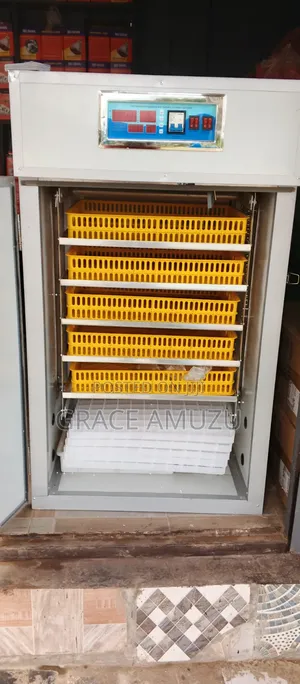 Brand New Egg Incubator - 440 Egg Capacity