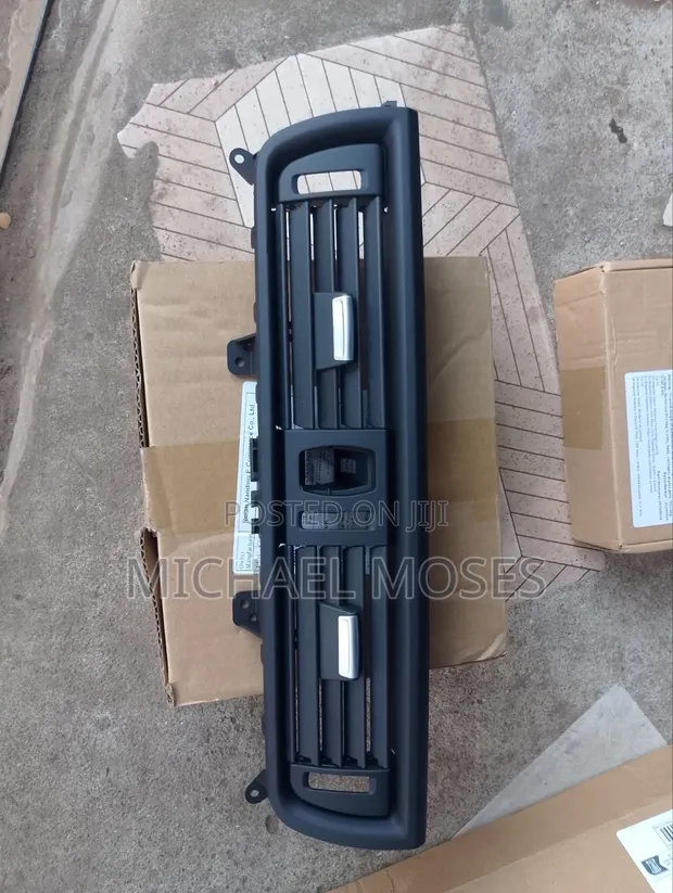 BMW F10 Front & Rear A/C Vent - 1