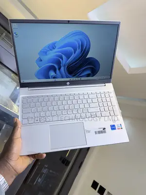 HP Pavilion 15 Laptop - Intel Core i5, 8GB RAM, 256GB SSD