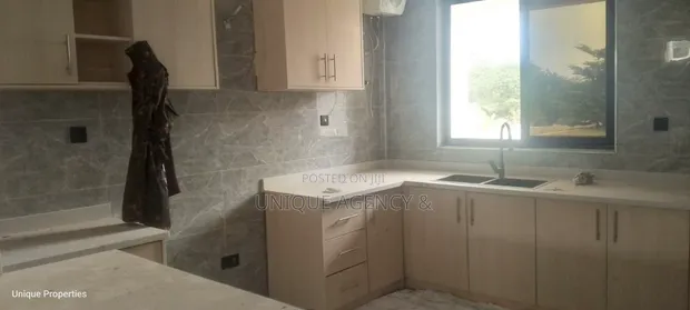 3-Bedroom Executive Apartment for Rent in Sakumono - 1