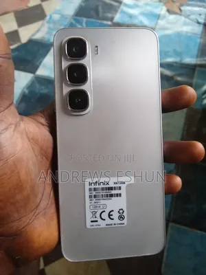 Infinix Hot 60i 128GB White