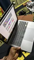Apple MacBook 2020 M1 8GB RAM 256GB SSD - 4