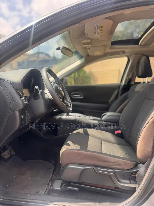 2018 Honda HR-V EX AWD SUV - 1