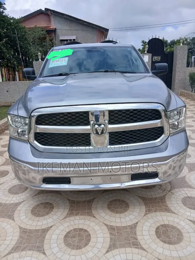 Dodge RAM 1500 3.6 Petrol AWD 2021 Silver - 1