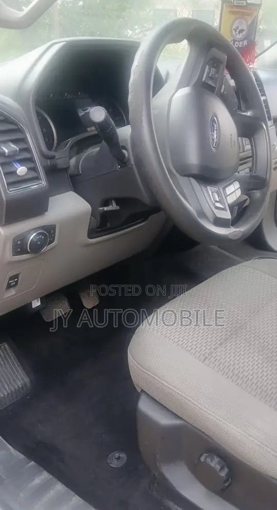 Ford F-150 XLT 2018 White - 1