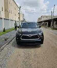 Toyota Highlander XLE AWD 2023 Black - 1