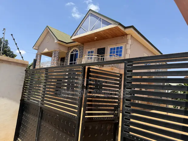 5-Bedroom House for Rent in Sokoban Wood Village, Kumasi - 1