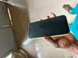 Apple iPhone 11 64GB Gold - 2
