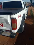 Nissan Hardbody 2013 White - 5
