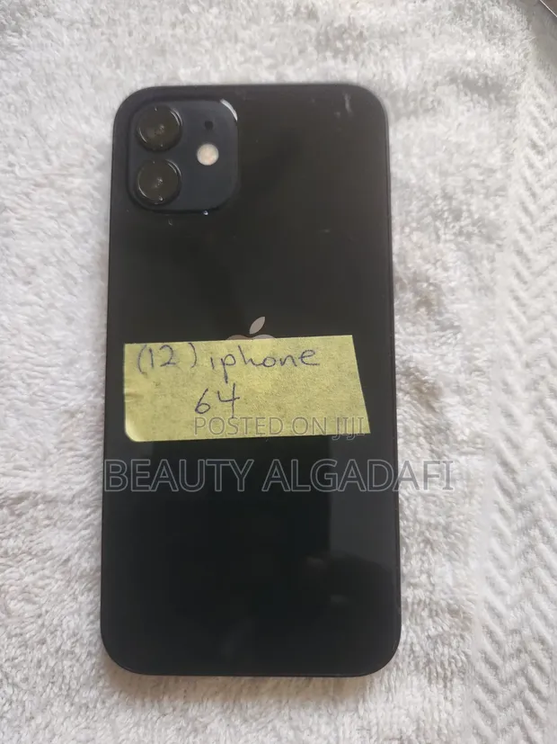 Apple iPhone 12 64GB Black - 1