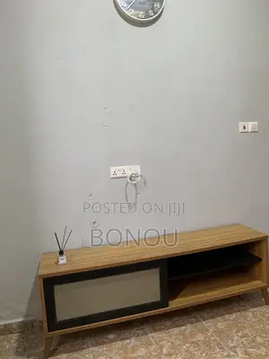 Wooden TV Stand - Melcom