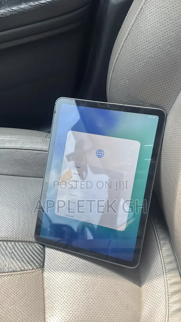 Apple iPad Air M1 256GB Gray - 1