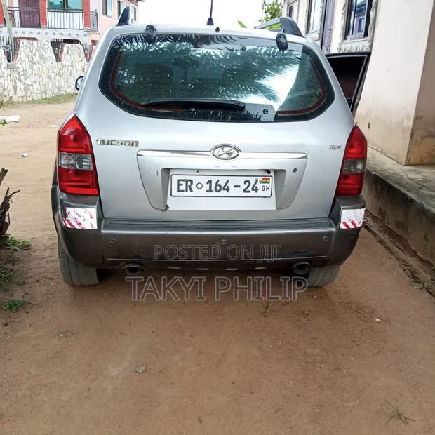 Hyundai Tucson SE 4x4 2009 Silver - 1