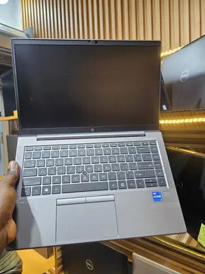 HP ZBook Firefly G9 Laptop - Core i7, 16GB RAM, 1TB SSD