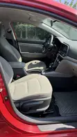 Hyundai Elantra SEL 2020 Red - 5