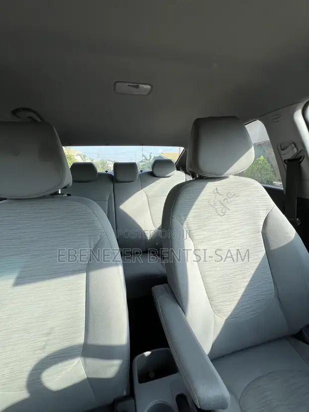 Hyundai Accent 2016 Silver - 1