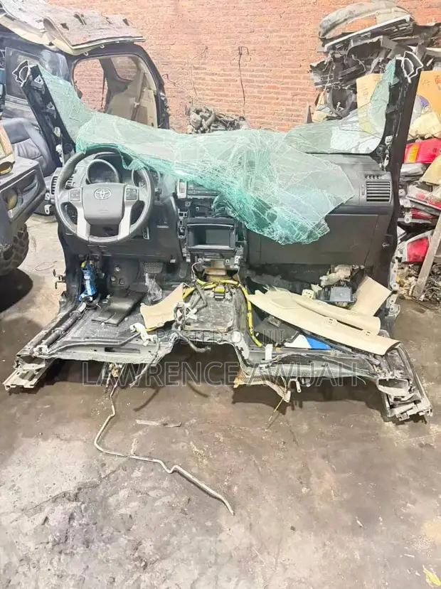 Toyota LandCruiser Prado Front Cut / Half Cut - 1