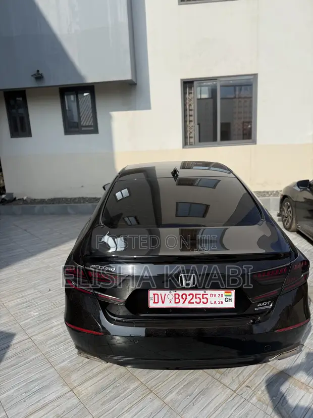 Honda Accord Touring 2.0T 2022 Black - 1