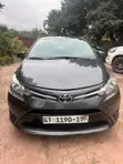 Toyota Yaris 2017 Gray - 1