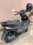 Kymco Agility 125 Scooter - Black - 3