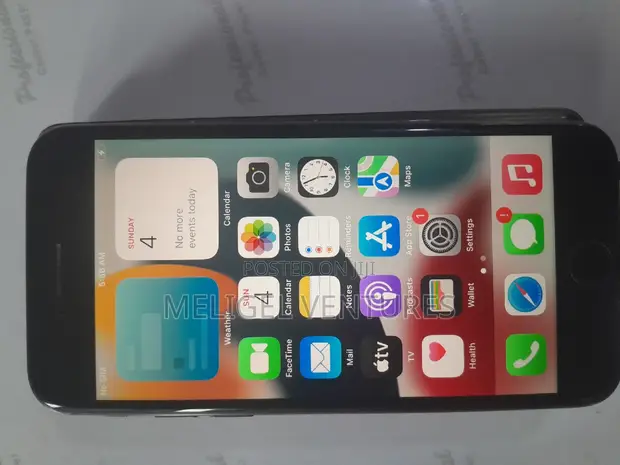 Apple iPhone 8 64GB Black (Used) - 1