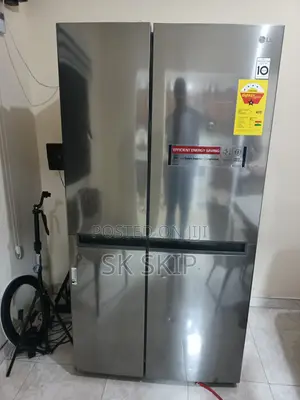 LG Door-in-Door Refrigerator/Freezer